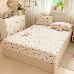 Playful Red Floral White Fitted Bedding Set